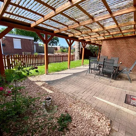 Ferienhaus-Am-Waldrand بيت للعطل