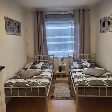 Am Waldrand Holiday home